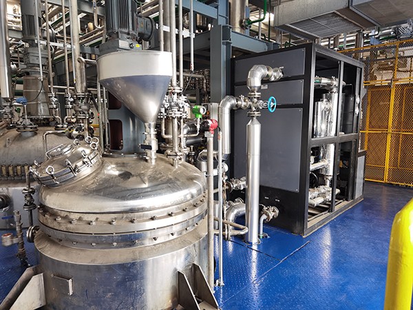 反應(yīng)釜加熱模溫機(jī)