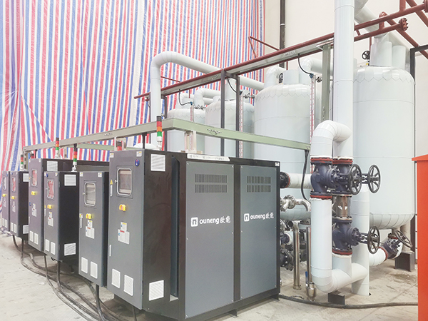 新能源模溫機(jī)