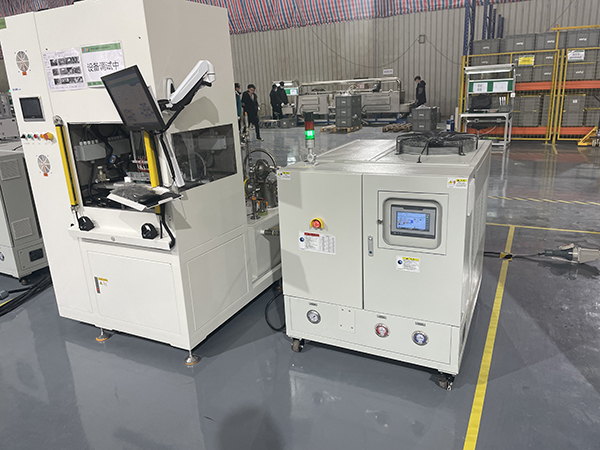 新能源模溫機設備